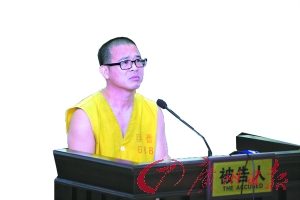 對于僥幸免于一死，鄭年勝似乎仍舊不服。在法庭上，鄭年勝一直高聲為自己辯護(hù)，稱自己沒錯，有錯也只是“將利息占為己有”，直至被法警帶離法庭。