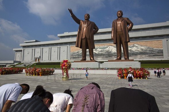 朝鮮舉國慶祝國慶節(jié)