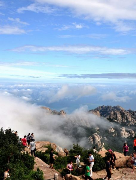 青島嶗山巨峰云海奇觀 仙山圣境秋日妖嬈