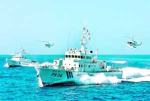 日本海上保安廳向釣魚島海域增派飛機(jī)和艦船。 