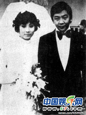 娛樂圈明星夫妻珍貴結(jié)婚照曝光