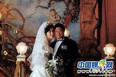 娛樂圈明星夫妻珍貴結(jié)婚照曝光