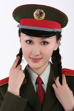 新一代軍藝?；ūP點:殷桃姚琳娜成美女代表