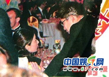 霍啟剛家族三代豪門婚姻:霍家媳婦個(gè)個(gè)是美女