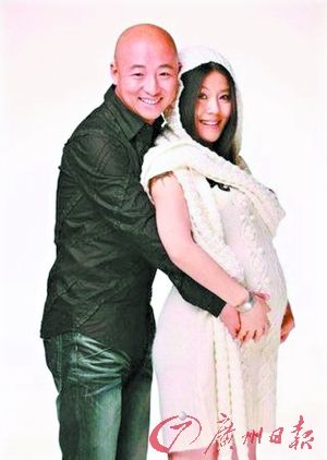 曝前零點樂隊主唱周曉鷗離婚