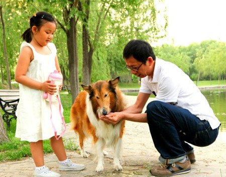 李靜8歲可愛(ài)女兒曝光