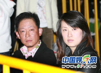 王志文酒駕劣跡被揭 妻子背景驚人4歲兒子曝光(圖)