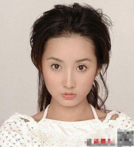 “小李飛刀”焦恩俊為大女兒焦曼婷拉票 大量私房照曝光