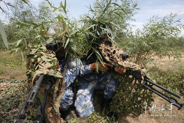 中國海軍陸戰(zhàn)隊生存訓練直擊