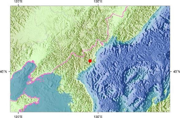 這張來自中國地震局網(wǎng)站的地圖標出了北京時間2月12日10時57分朝鮮發(fā)生地震的位置。 新華社發(fā)（中國地震局）