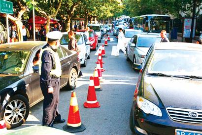 青醫(yī)附院停車半小時免費