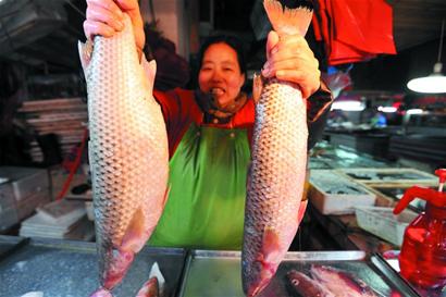 河海交匯開凌梭睡醒 大量上市被一搶光