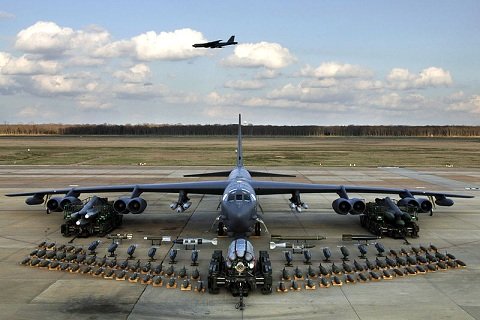 資料圖：B-52可以搭載大量武器，是美軍至今仍不愿將其淘汰的主因。