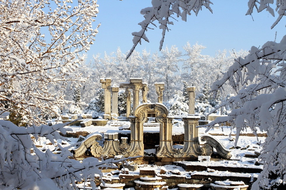 2013年3月20日早晨，降雪后的北京，全城銀裝素裹