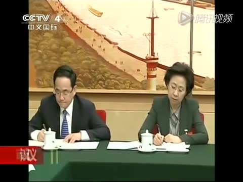 習近平參加上海代表團審議截圖