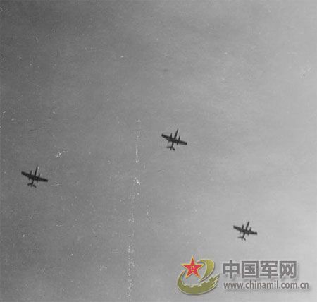 1955年國(guó)慶：實(shí)行軍銜制 換裝大閱兵