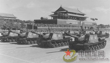 1958年國(guó)慶閱兵 民兵方隊(duì)規(guī)模空前