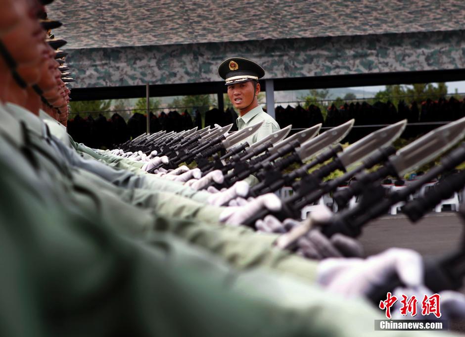 探訪閱兵基地 三軍儀仗隊(duì)首次有女兵參加大閱兵