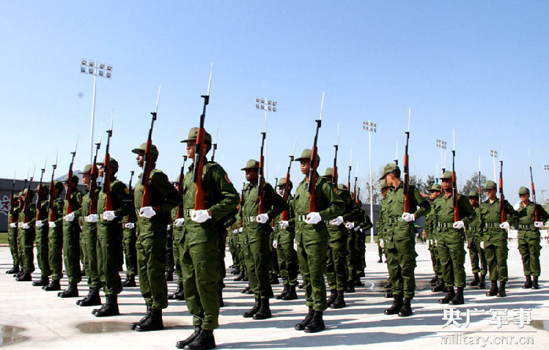 走進(jìn)抗戰(zhàn)閱兵外軍方隊(duì)營地 拍遍17國外軍訓(xùn)練