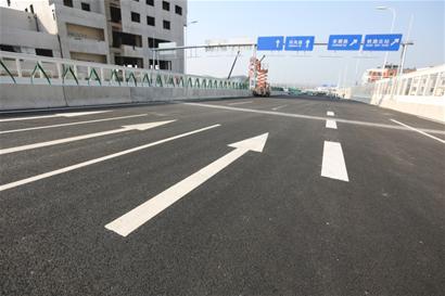 金水路今日主線通車 歷時(shí)7年堪比香港路